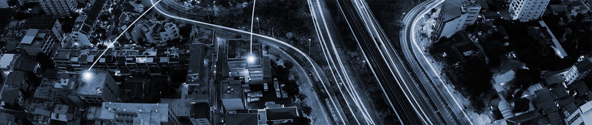 Abount_Netzware_Hintergrund_dunkel